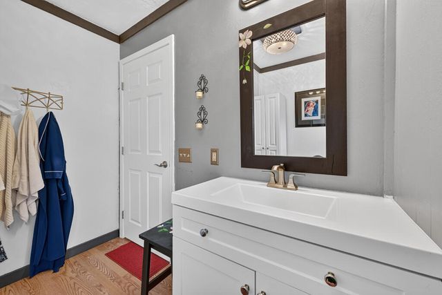 35 E Thomas Road, Blue Ridge, GA 30513