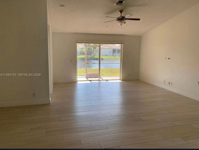 1918 Andromeda Ln 1918, Weston, FL 33327