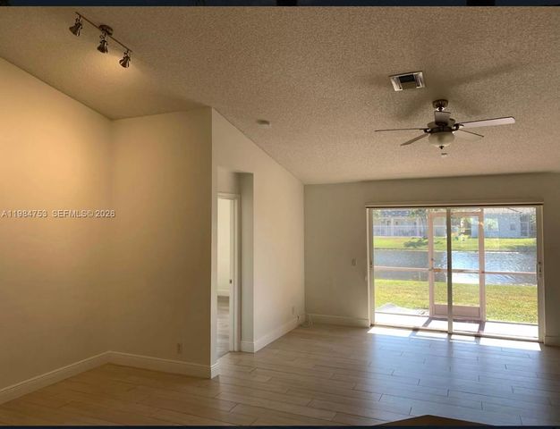 1918 Andromeda Ln 1918, Weston, FL 33327