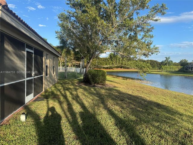 1918 Andromeda Ln 1918, Weston, FL 33327
