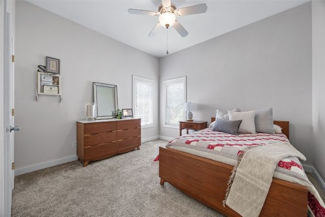 936 Willow Ln, Lisbon, IA 52253