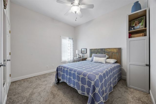 936 Willow Ln, Lisbon, IA 52253