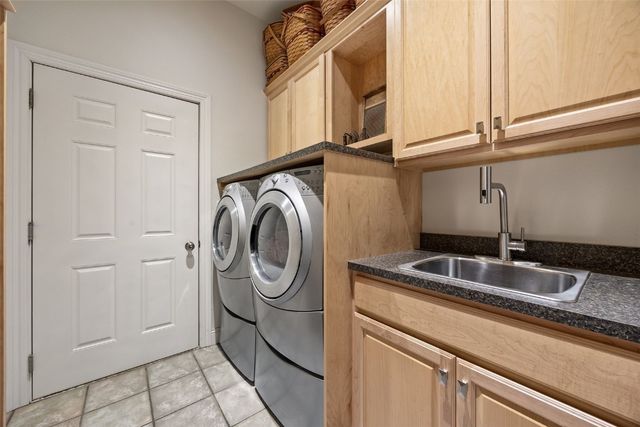 936 Willow Ln, Lisbon, IA 52253