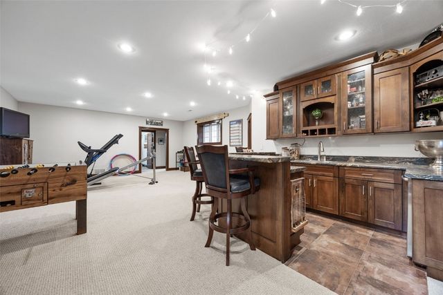 936 Willow Ln, Lisbon, IA 52253