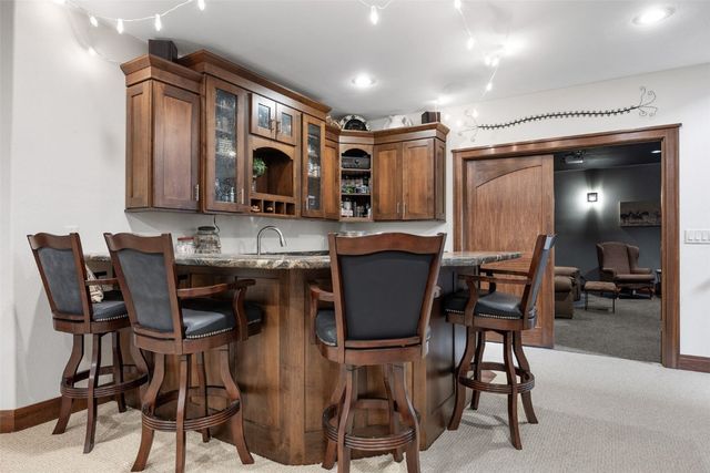 936 Willow Ln, Lisbon, IA 52253