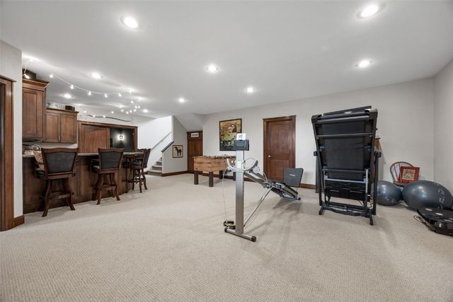 936 Willow Ln, Lisbon, IA 52253