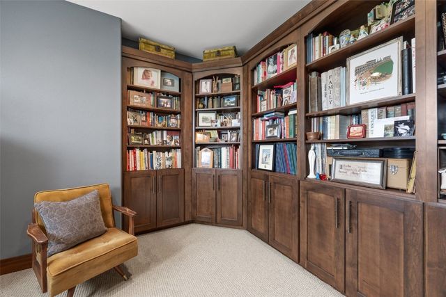 936 Willow Ln, Lisbon, IA 52253