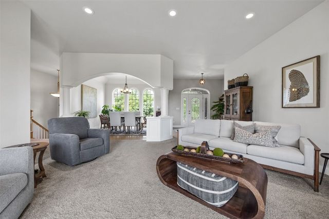 936 Willow Ln, Lisbon, IA 52253