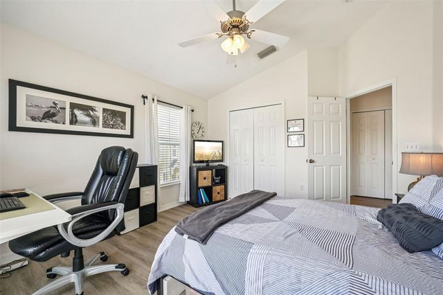 623 52ND AVENUE N, St Petersburg, FL 33703