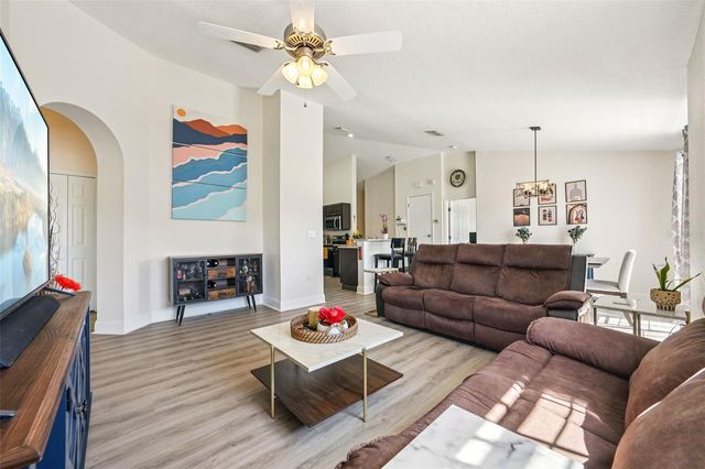 623 52ND AVENUE N, St Petersburg, FL 33703