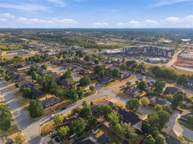 4103 W Seneca Road, Rogers, AR 72758