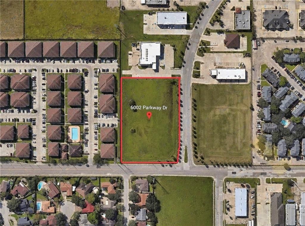 6002 Parkway Dr, Corpus Christi, TX 78414 — exterior
