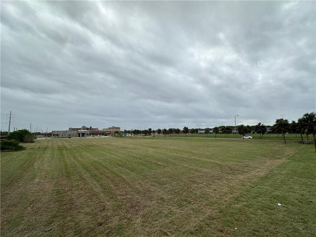 6002 Parkway Dr, Corpus Christi, TX 78414 — photo 2