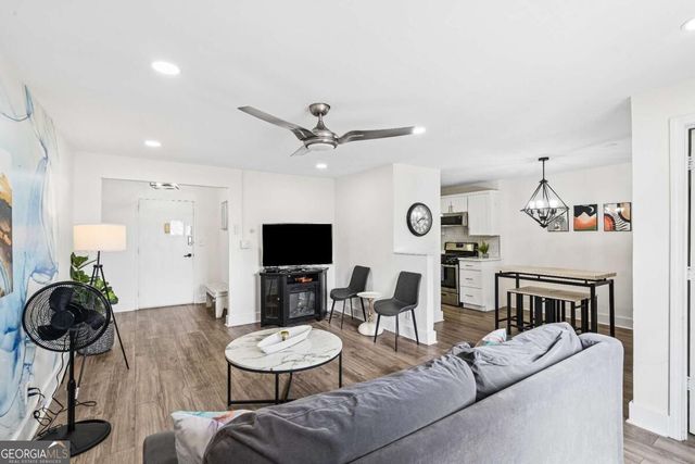 215 Piedmont Avenue NE 1007, Atlanta, GA 30308