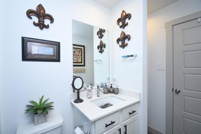 7723 Golden Rubia Lane, Rosharon, TX 77583