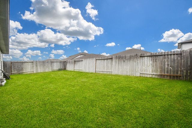 7723 Golden Rubia Lane, Rosharon, TX 77583