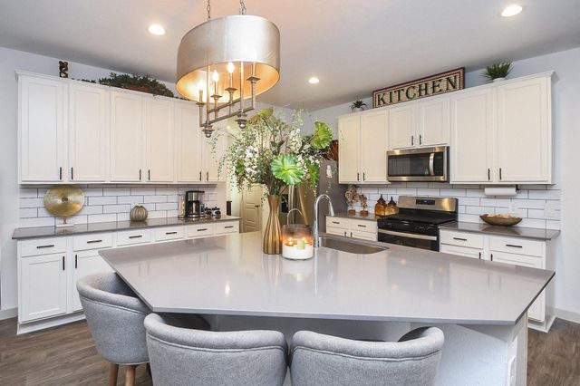 7723 Golden Rubia Lane, Rosharon, TX 77583