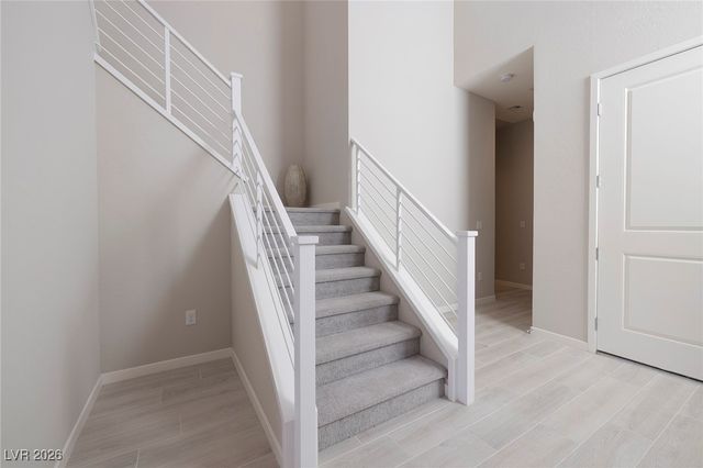 12 Hilltop Crest Street, Henderson, NV 89011