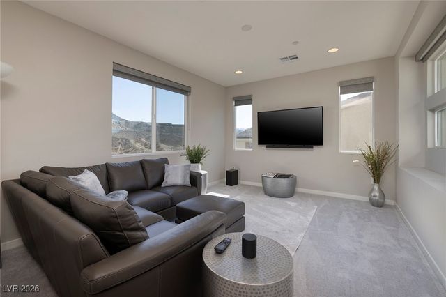 12 Hilltop Crest Street, Henderson, NV 89011