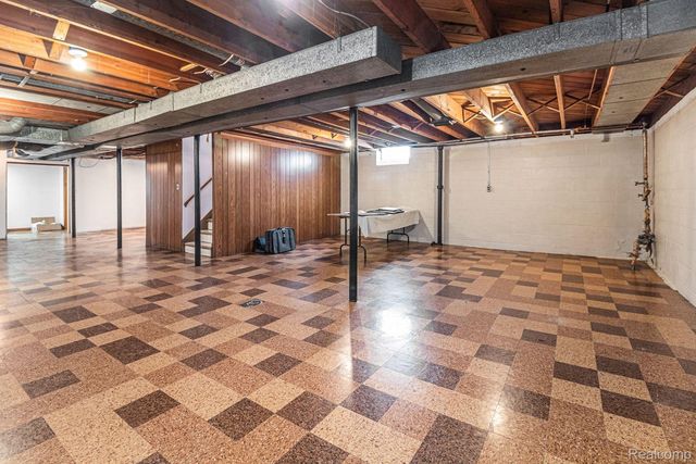 4402 Roosevelt Boulevard, Dearborn Heights, MI 48125