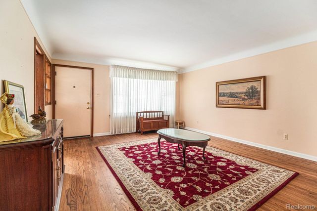 4402 Roosevelt Boulevard, Dearborn Heights, MI 48125