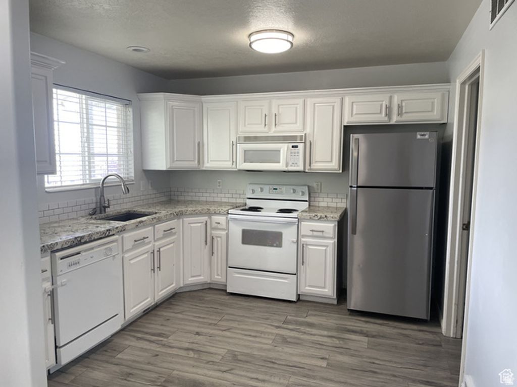 Image 3 of property listing at 288 N PEACH ST, Santaquin, UT 84655