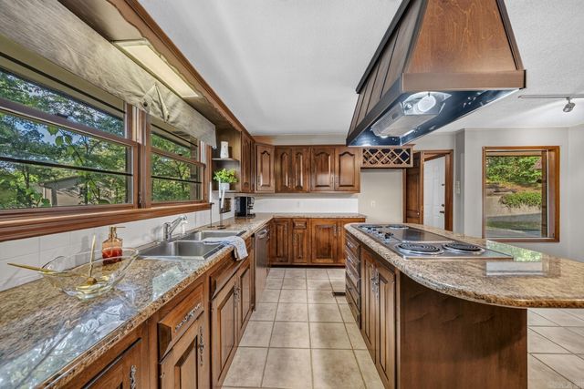 200 Scottwood, Hot Springs, AR 71901
