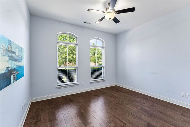 1407 SW Wisteria Avenue, Bentonville, AR 72713