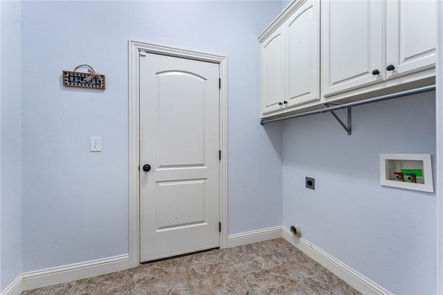 1407 SW Wisteria Avenue, Bentonville, AR 72713