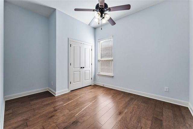 1407 SW Wisteria Avenue, Bentonville, AR 72713