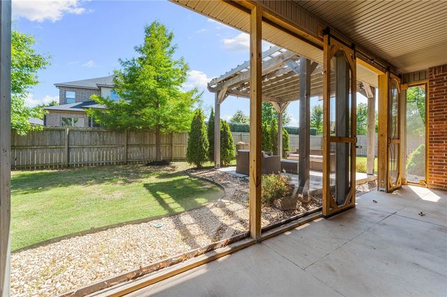 1407 SW Wisteria Avenue, Bentonville, AR 72713