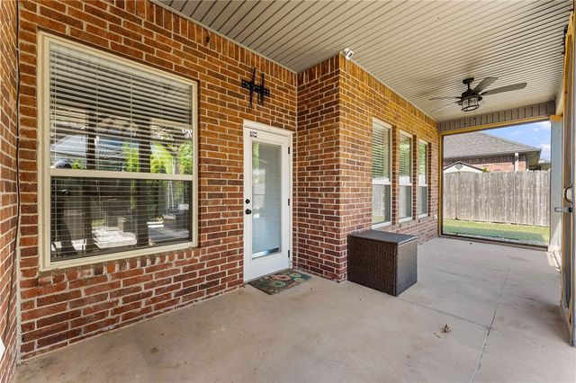 1407 SW Wisteria Avenue, Bentonville, AR 72713