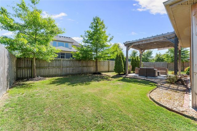 1407 SW Wisteria Avenue, Bentonville, AR 72713