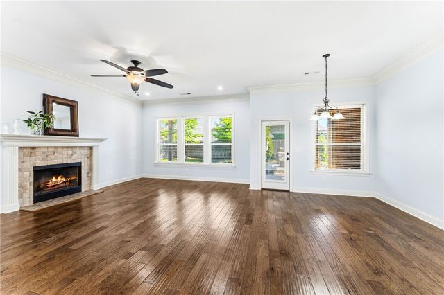 1407 SW Wisteria Avenue, Bentonville, AR 72713