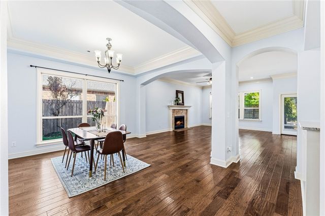 1407 SW Wisteria Avenue, Bentonville, AR 72713
