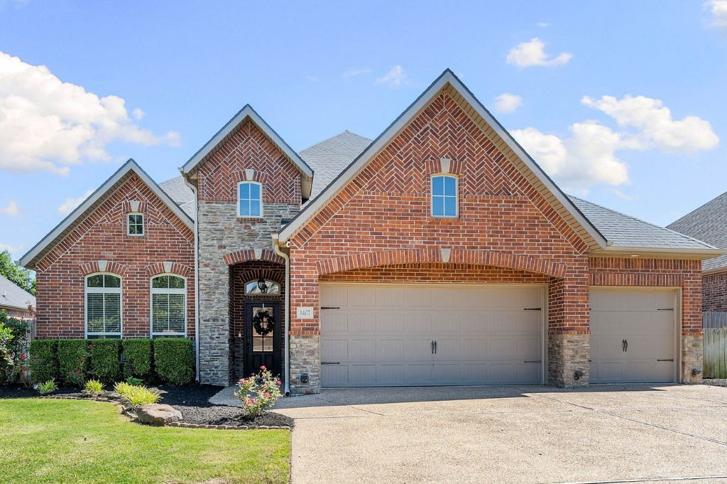 1407 SW Wisteria Avenue, Bentonville, AR 72713