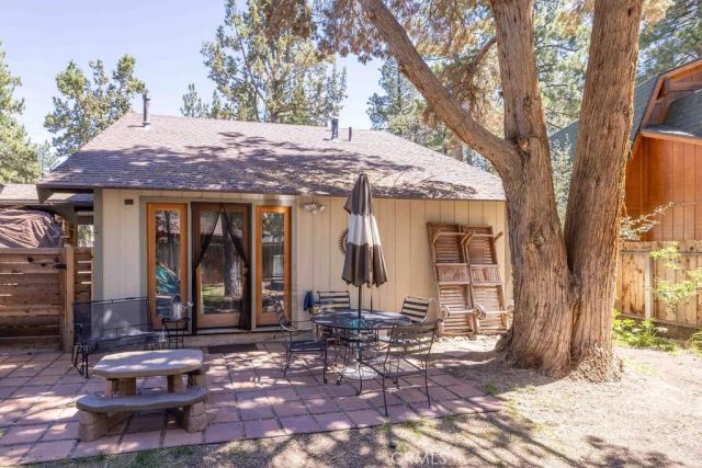 945 Tinker Bell Avenue, Big Bear City, CA 92314