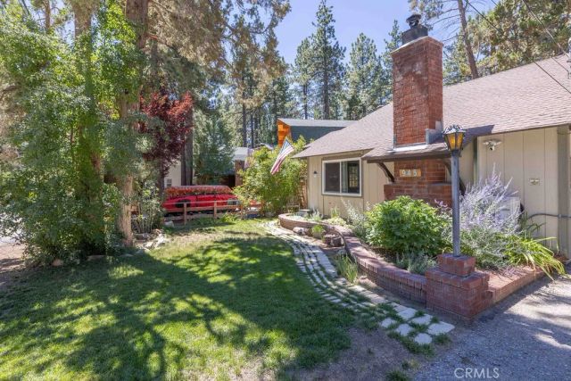 945 Tinker Bell Avenue, Big Bear City, CA 92314
