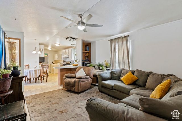 121 W 8835 S, Sandy, UT 84070