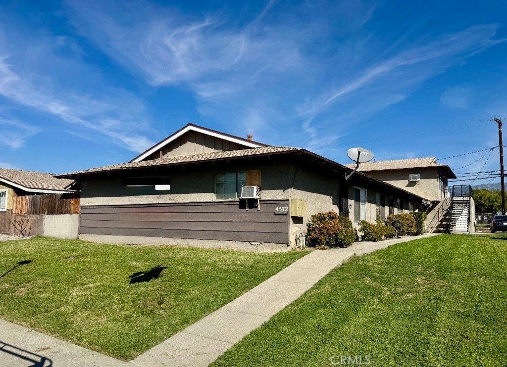 4572 Canoga Street B, Montclair, CA 91763
