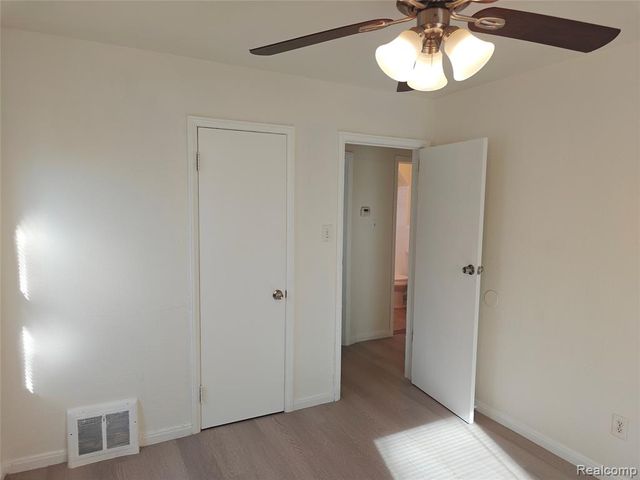 6021 Faust Avenue, Detroit, MI 48228