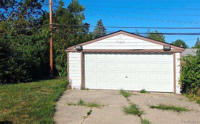 6021 Faust Avenue, Detroit, MI 48228