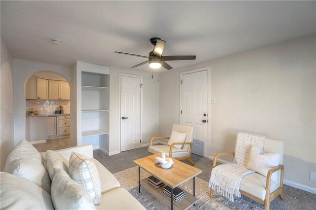 4525 Cleveland Avenue, Kansas City, KS 66104