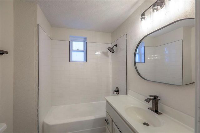 4525 Cleveland Avenue, Kansas City, KS 66104