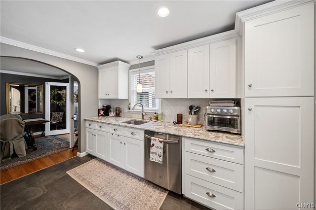 134 Century Drive, Geddes, NY 13209