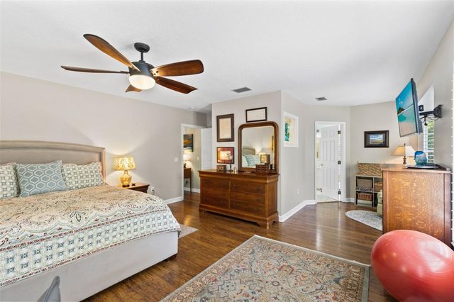 5787 N APOPKA VINELAND ROAD, Orlando, FL 32818