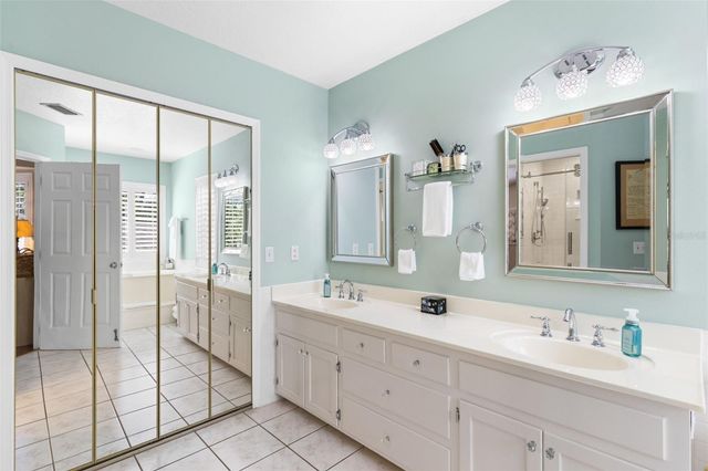 5787 N APOPKA VINELAND ROAD, Orlando, FL 32818