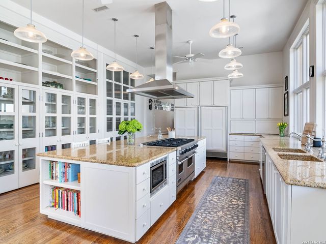 3564 Mountain Loop, San Antonio, TX 78261