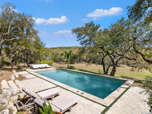 3564 Mountain Loop, San Antonio, TX 78261