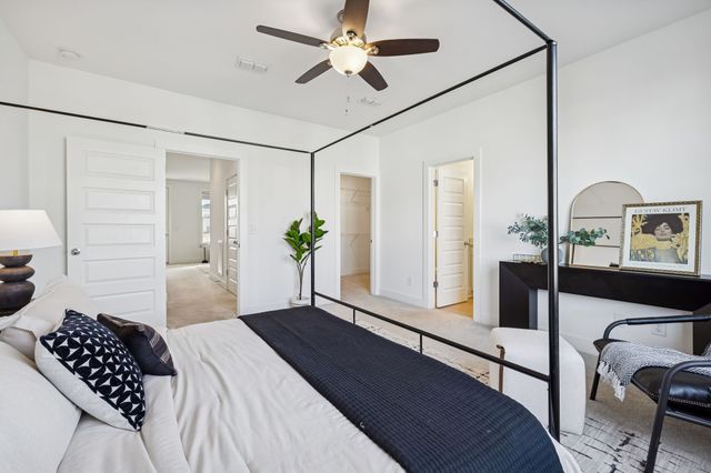 743 Cottage Park Dr, Nashville, TN 37207